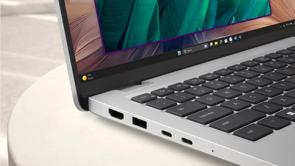 laptop-dell-pro-plus-14-pb14250-replaceable-ports.webp